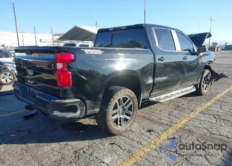 2021 Chevrolet Silverado 1500 4Wd Short Bed Lt Trail Boss z USA, uszkodzony, nr VIN 1GCPYFEL3MZ244580